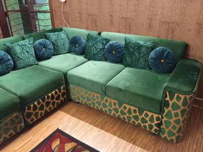 L shape sofa (bottle green)