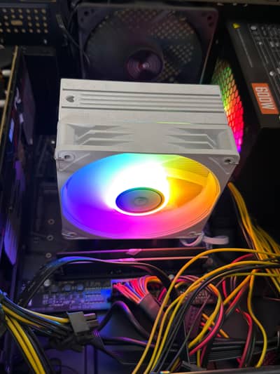 Ryzen 7 1700 with RX 5600xt
