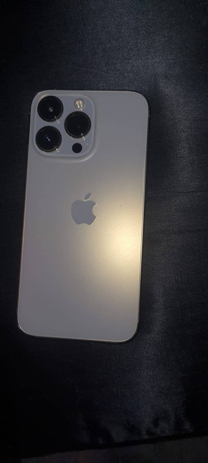 iPhone 13 pro 1