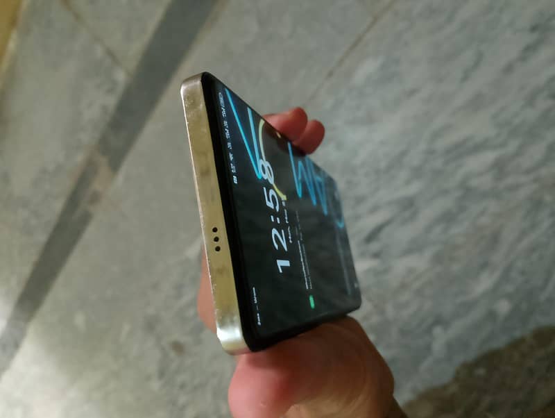 Tecno CAMON 20 2