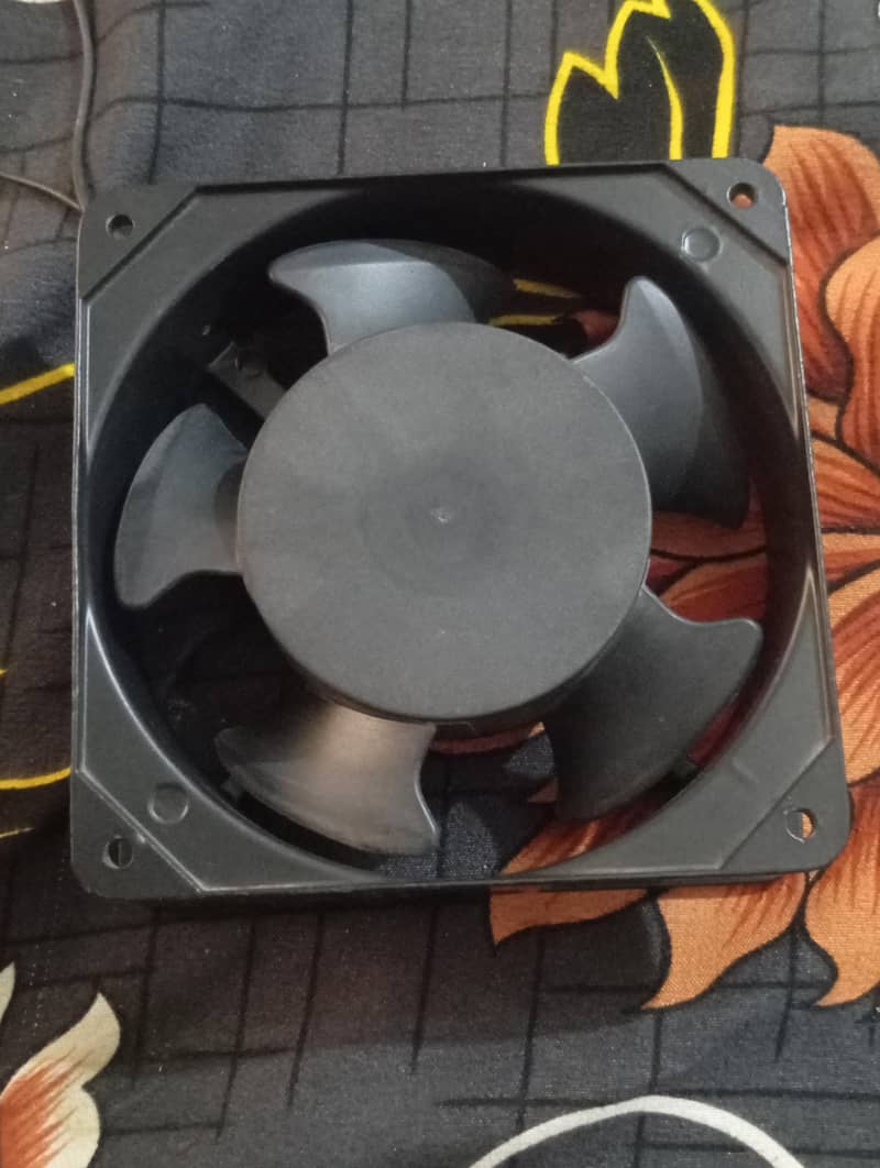 Sunon DP200a 1