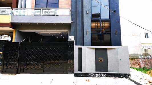 5 MARLA BRAND NEW HOUSE FOR SALE