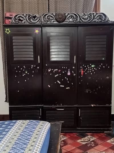 Wardrobe With Good Space