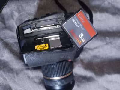 Urgently sale Nikon D700 DSLR