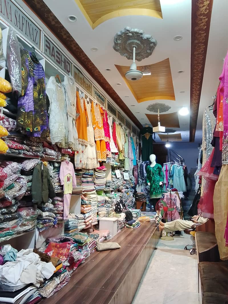 چلتی ہوئی دکان کا مال برائے فروخت قلعہ دیدار سنگھ گجرانوالہ 1