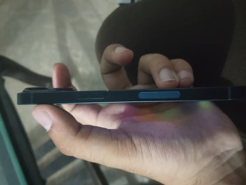Apple iPhone 14 2