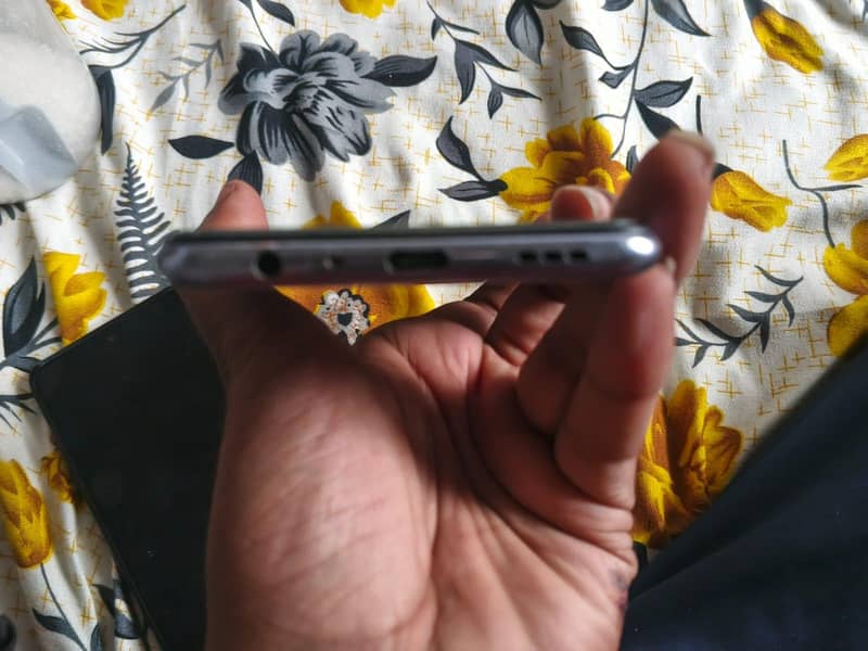 OPPO A95 1