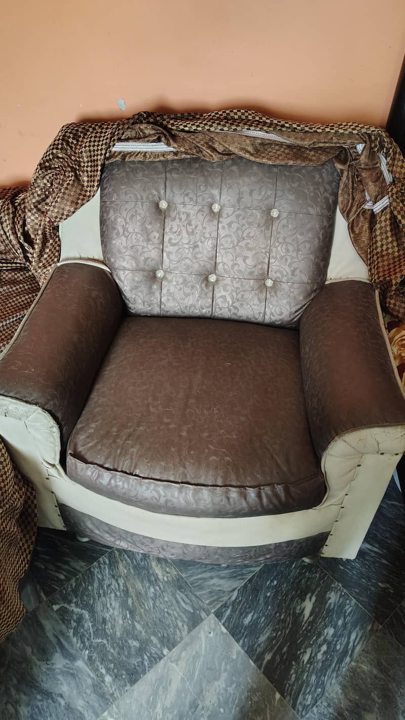 5 seater sofa 11