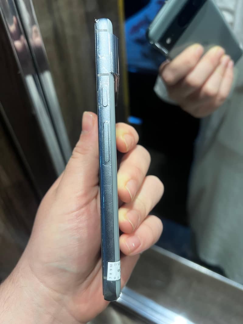 Google Pixel 8 2
