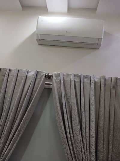 Gree Inverter 1 Ton Ac