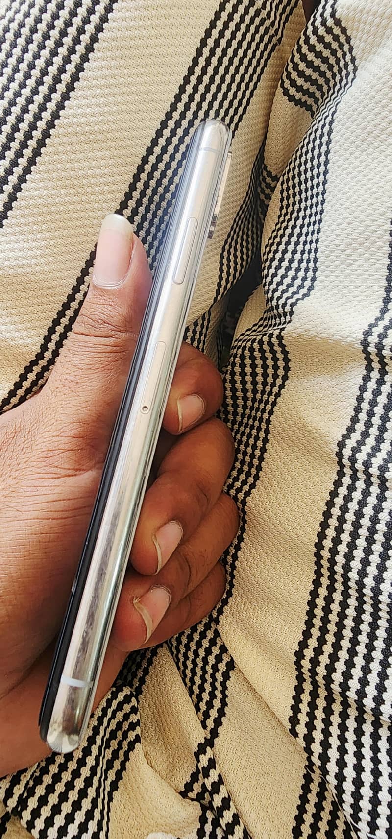 Apple iPhone X 3