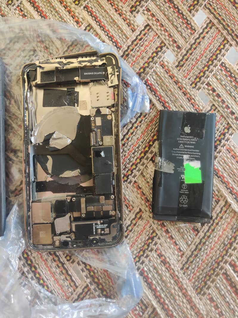 iphone 12pro assesriy 1