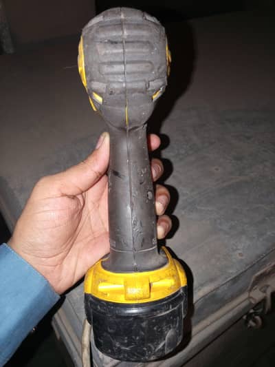 DeWalt battery drill