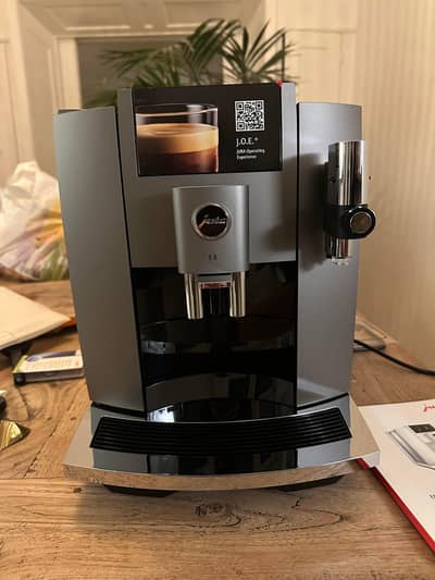 jura e 8 coffee machine
