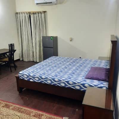 One Bedroom Fully Furnished Available For Rent With Kitchen