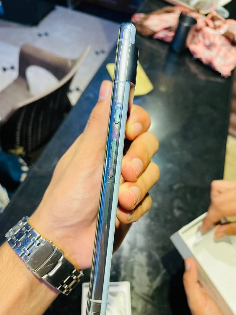 Google Pixel 8 Pro 9
