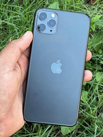 I phone 11 pro max 64 GB Jv