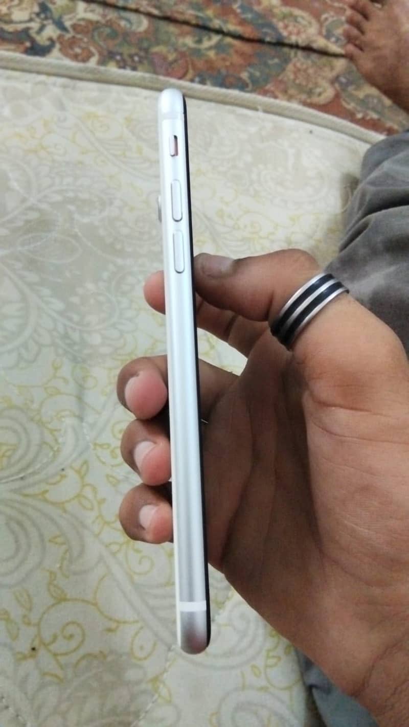 Iphone se 2022 0