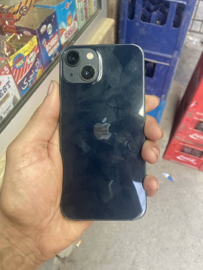 iPhone 13 0