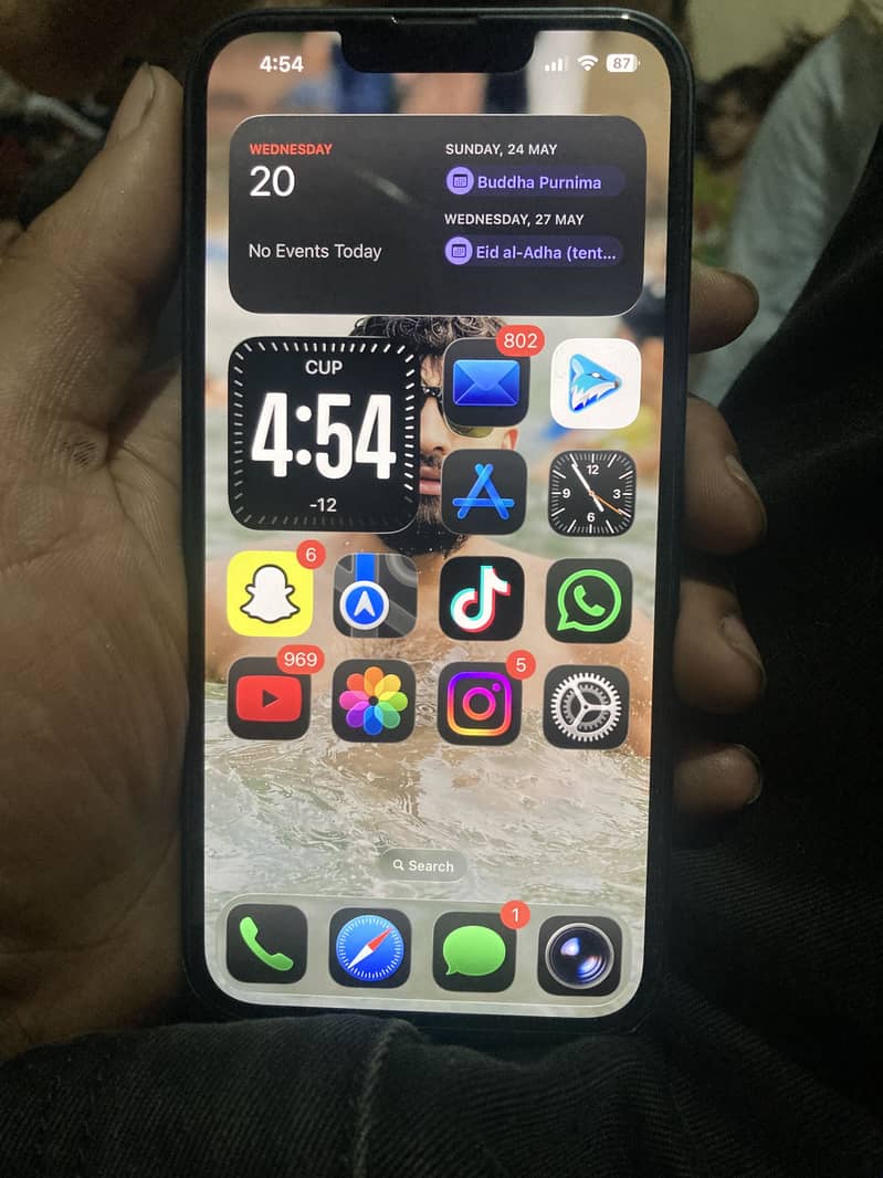 iPhone 13 5