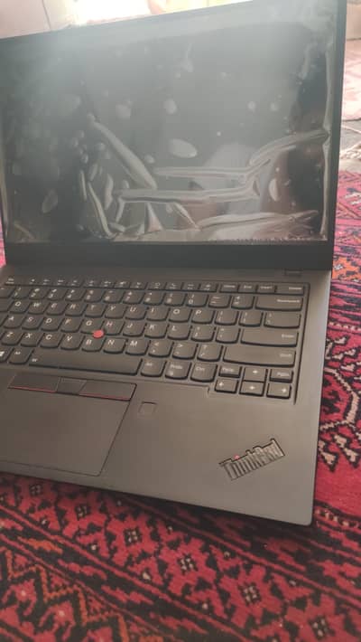Lenovo carbonX1 10th generation core i5 (16GB ram and 512nmvessd)