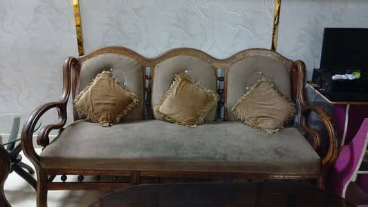 5 seater sofa made of taali wood