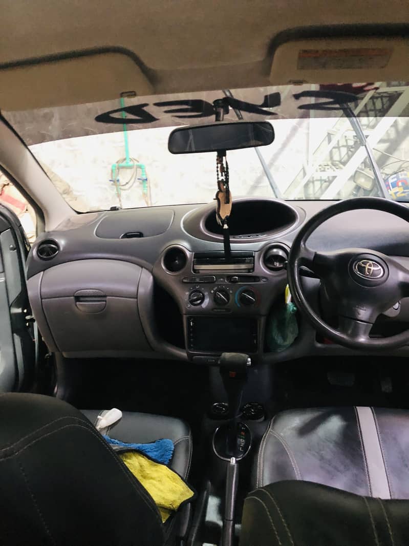 Vitz automatic 2003 6