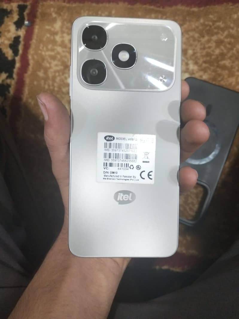 itel a90 3