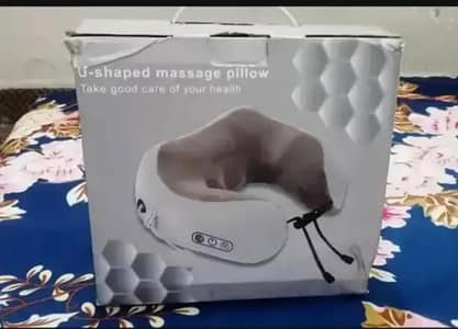 U shaped massager pillow