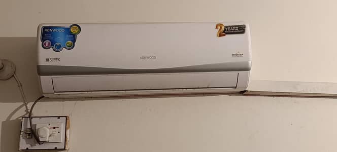 1.5 ton dc inverter for sale in Good condition
