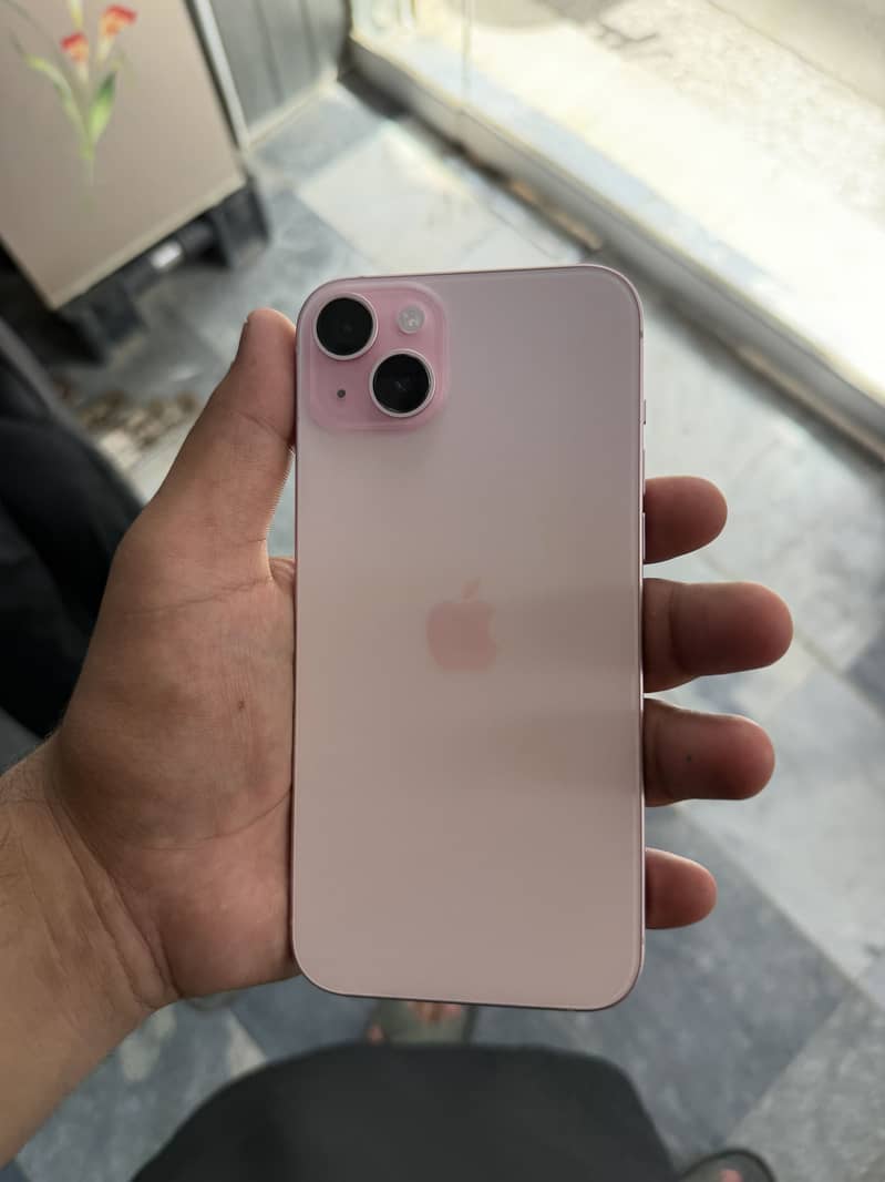 Iphone 15 plus 4