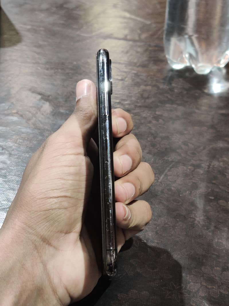 Apple iPhone X 2