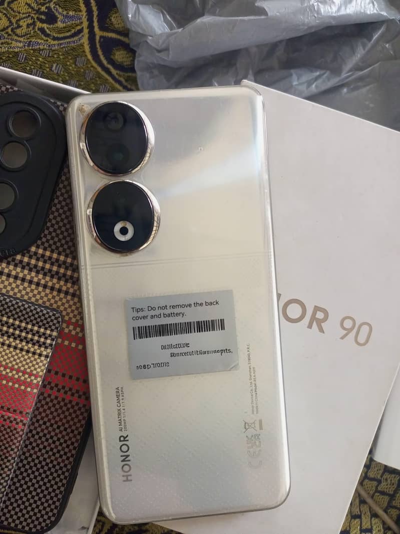 Honor 90 7
