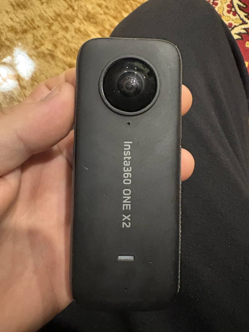 Insta 360 x2 4