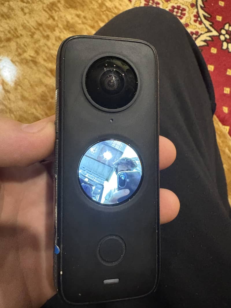 Insta 360 x2 5