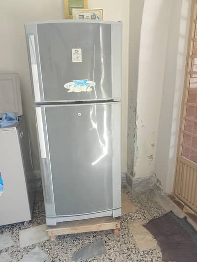 dawlance refrigerator