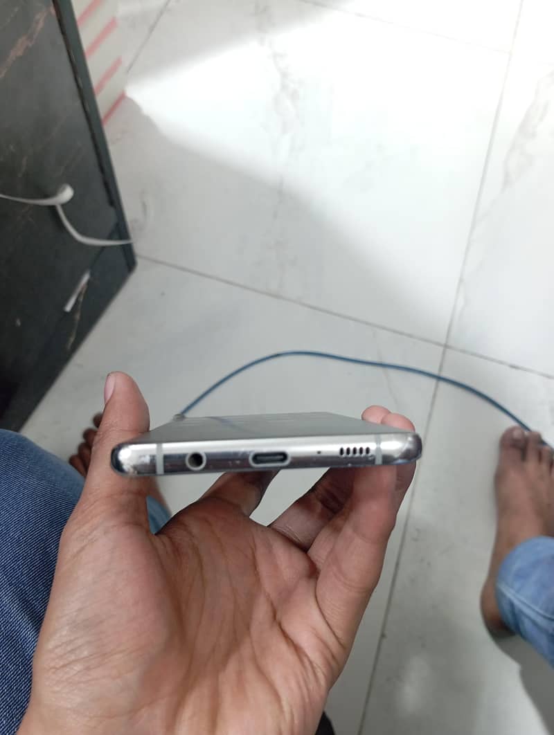 Mobile 4