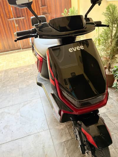 Evee Gen-Z (Gingee) Electric Scooty – Neat & Clean Condition