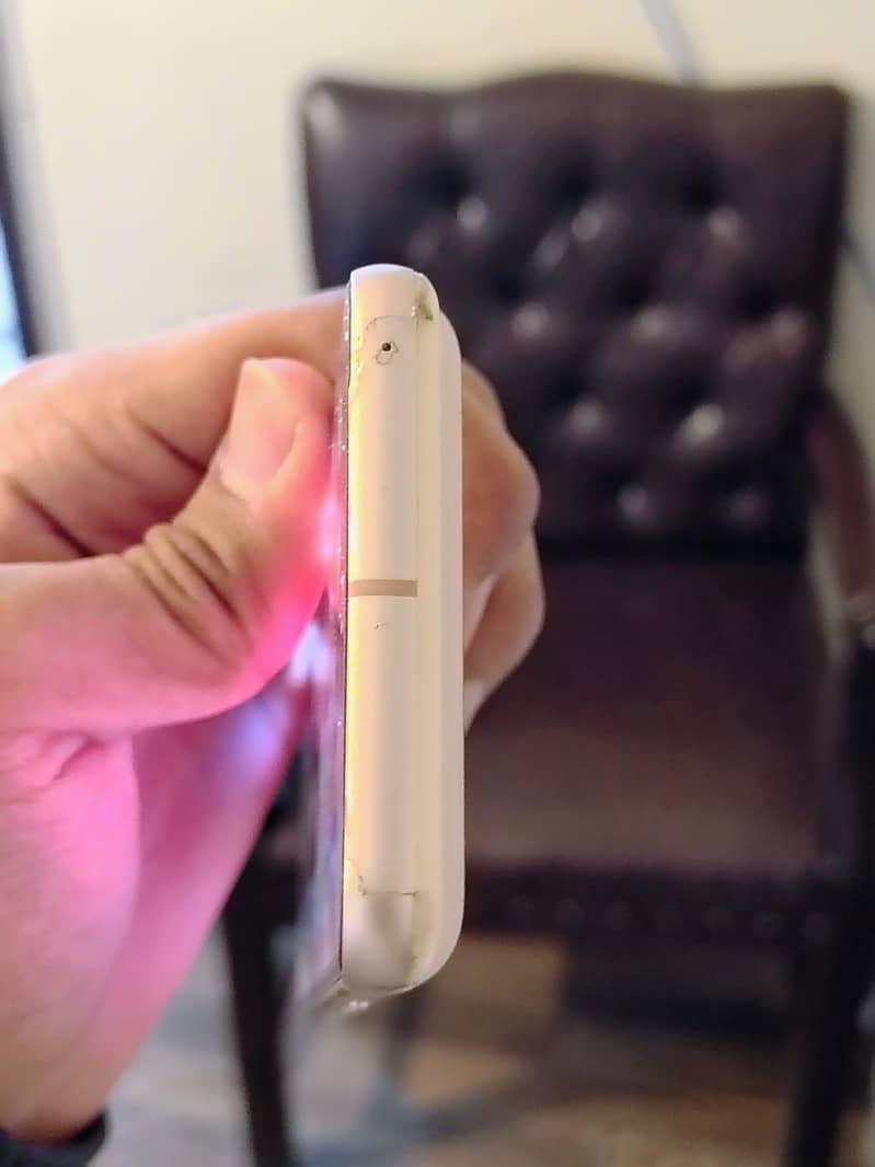 Google Pixel 8 7
