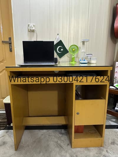 Computer Study Table with glass in good condition
