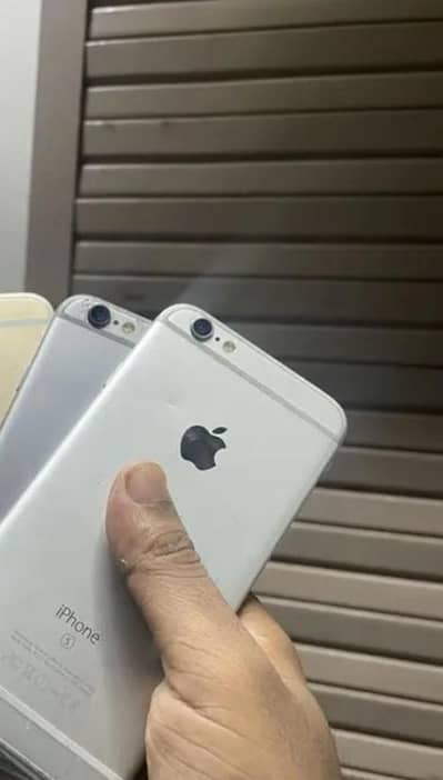 Apple iPhone 6S