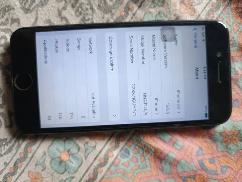 Apple iPhone 7 0