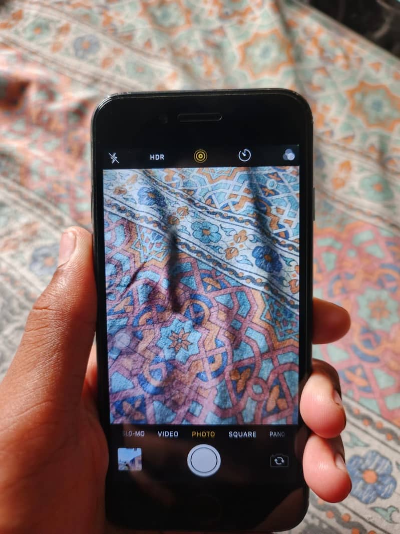 Apple iPhone 7 3
