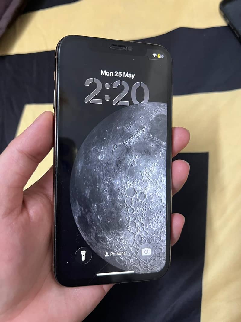 Apple iPhone 11 Pro 0