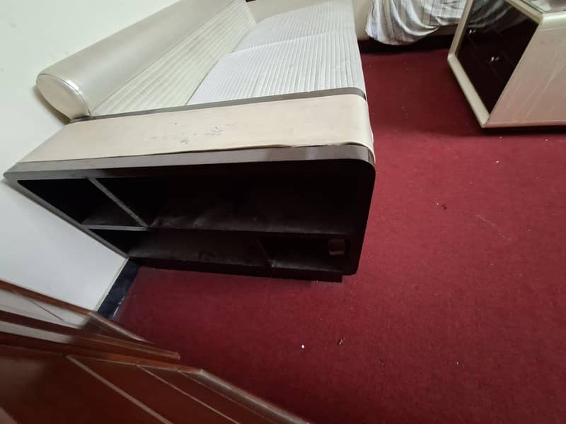 white colored spring sofas 1