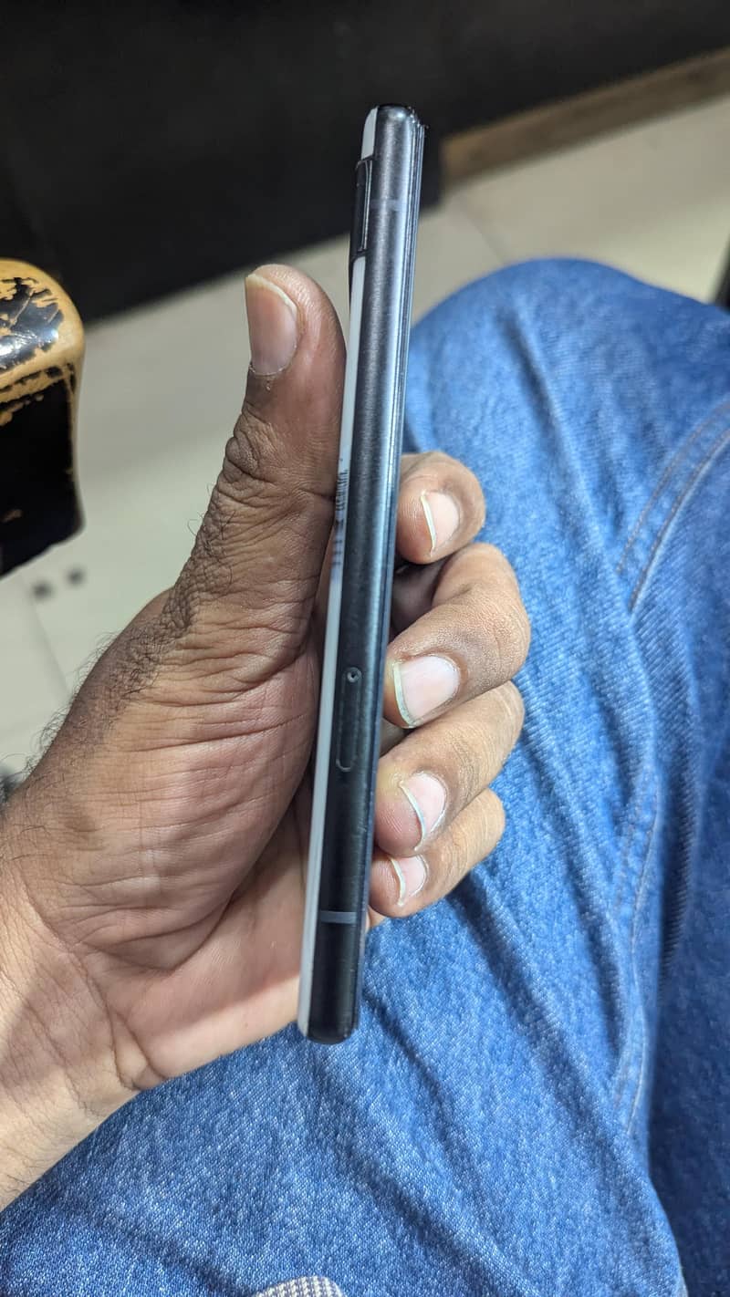 Google Pixel 6a 4