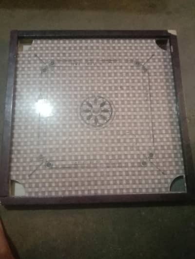carrom board