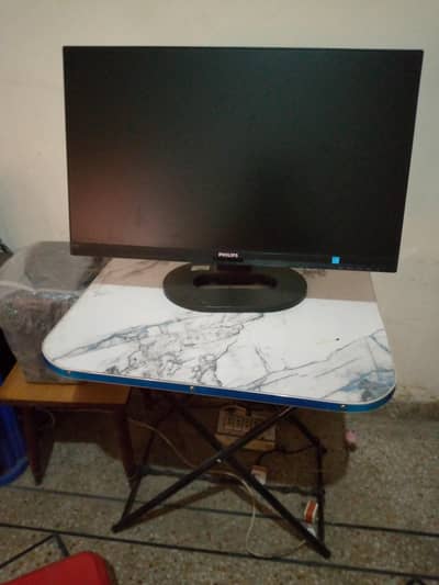 Philips led monitor 27 inches Ips panel full Hd for sale. borderless