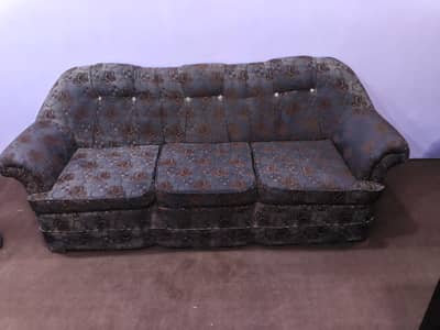Sofy Available in Reasonable Price