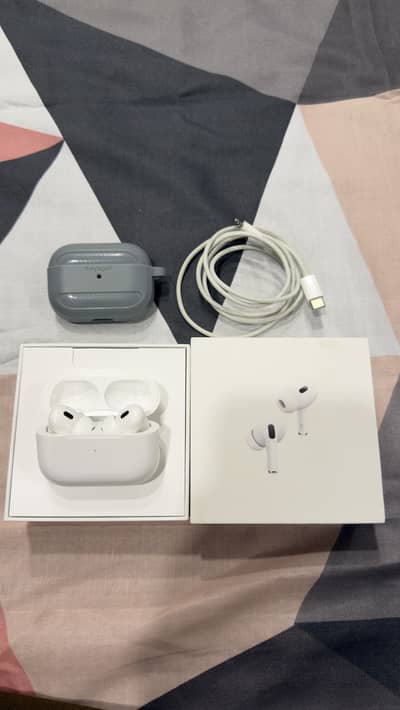 Airpods Pro 2 ( Usb Type ) Just Box Open.